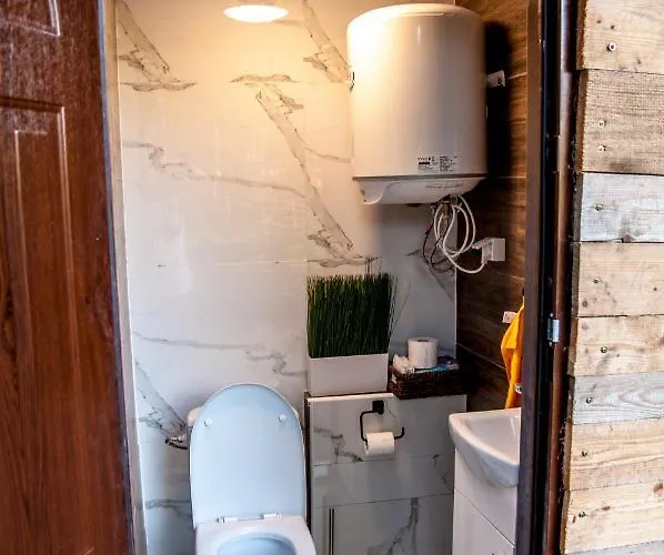 Роскошный шатер Glamping Z Alpakami Jankowice (Chrzanow)